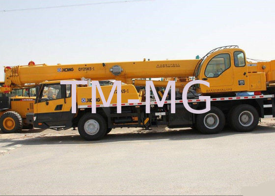 ποιότητας  Load Sensing Mobile Truck Mounted Lift With Retractable Boom , 25 Ton εργοστάσιο